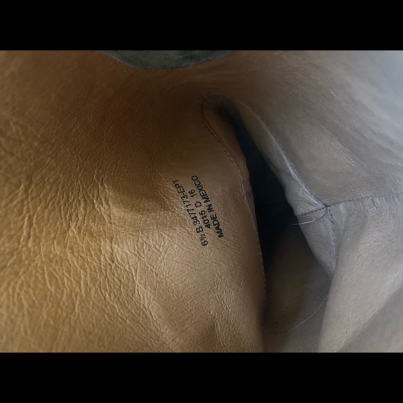 Frye Melissa button grey suede boots 6.5 - Picture 4 of 6